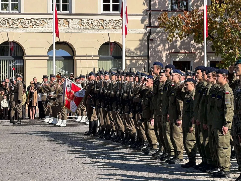 Inauguracja 2. Brygady Rakiet w Gostyninie i Łowiczu